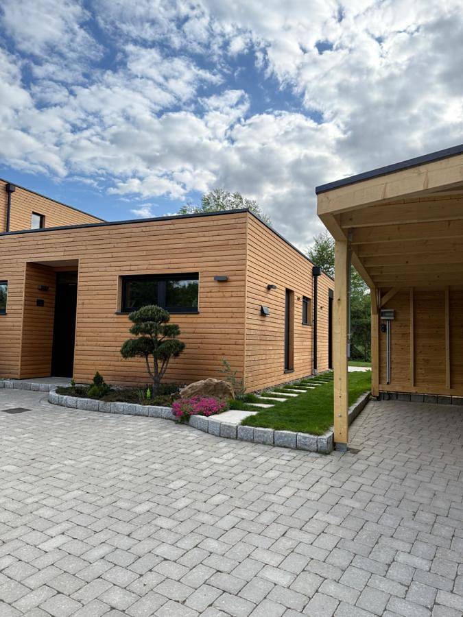 Ferienwohnung für 2 Personen, mit Terrasse und Garten sowie Sauna und Ausblick