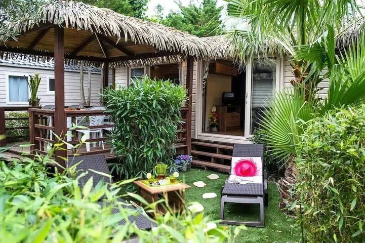 Camping pour 4 personnes à Le Barcarès