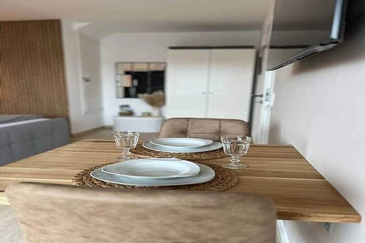 Ganze Wohnung, Gemütliches Apartment (Privater Eingang + Terasse) in Hagen, Ruhrgebiet