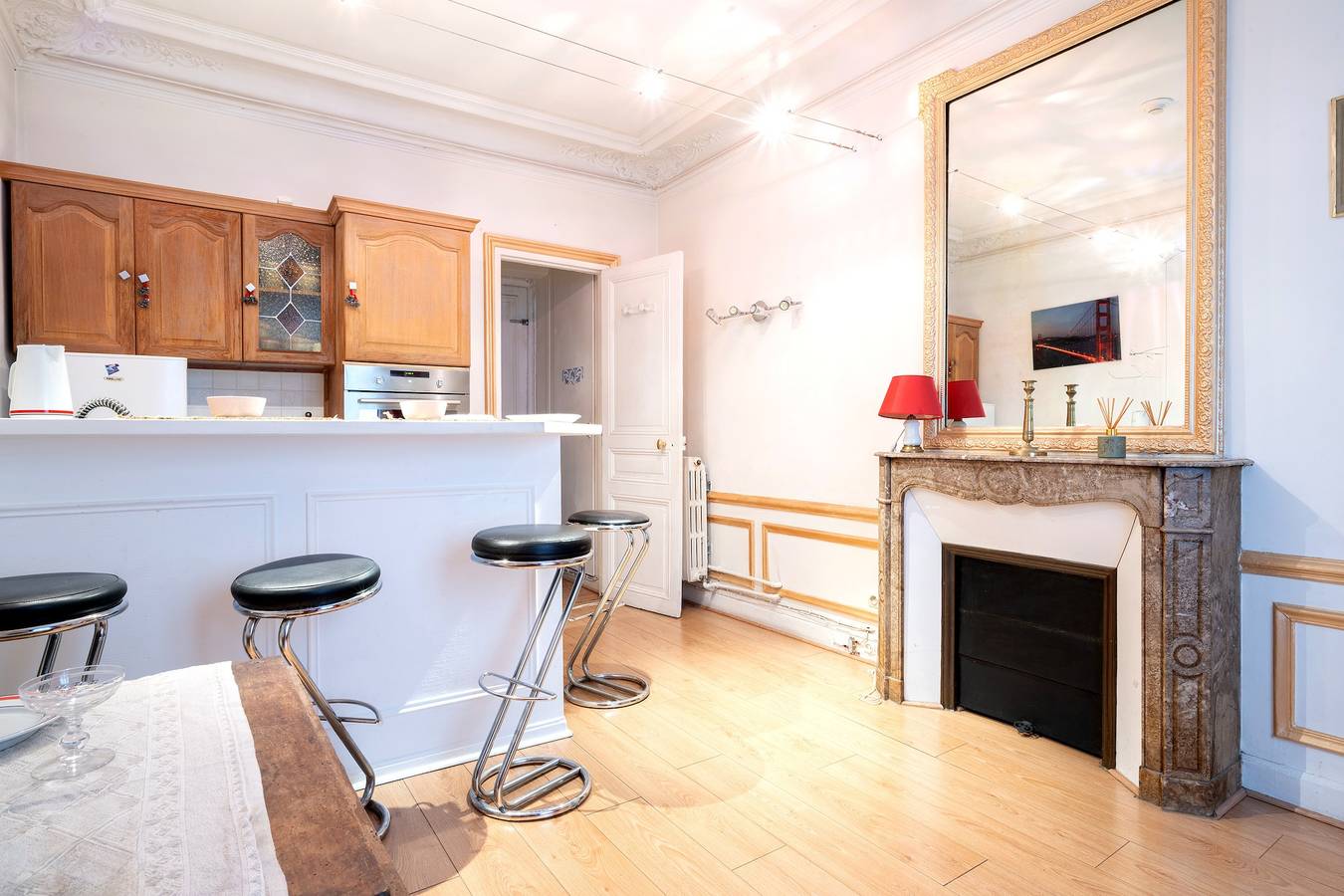 Apartamento entero, Apartamento de vacaciones para 4 personas in 10th Arrondissement, París