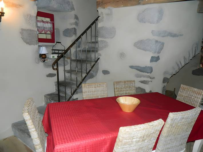 Ferienhaus 'La Maison De Marie' mit privater Terrasse und Wlan in Regionaler Naturpark Volcans d'Auvergne