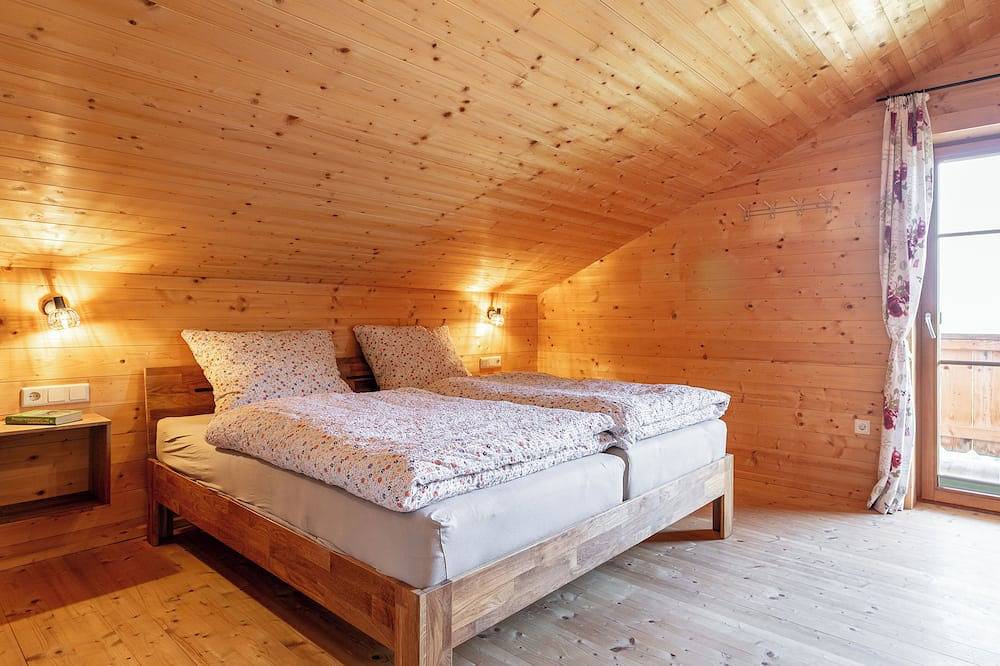 Chalet mit traumhaften Ausblick in Tuxer Alpen, Kolsassberg