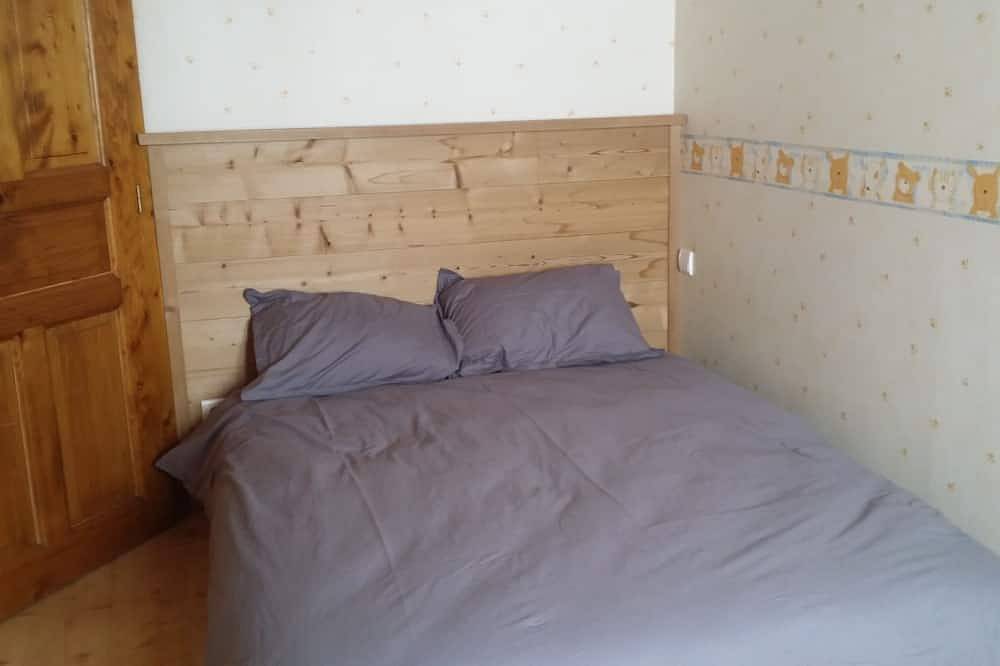 Appartement entier, Gite 3 Chambres 9 Couchages in Septmoncel Les Molunes, Parc naturel régional du Haut-Jura