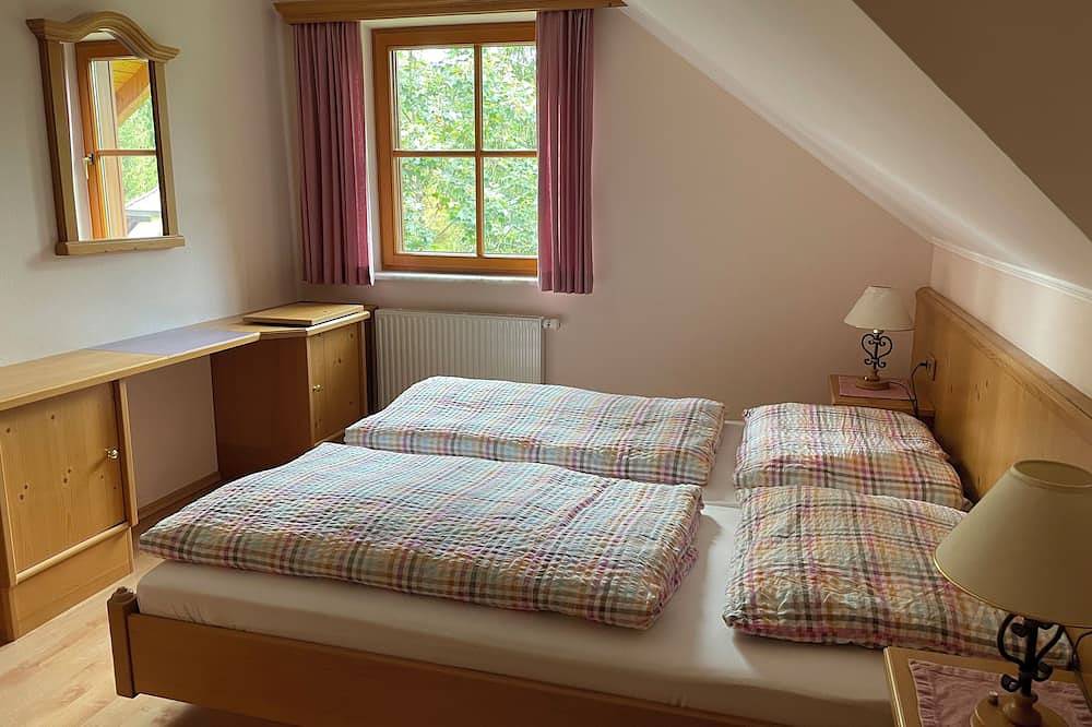 Ganze Wohnung, Ruhige Ferienwohnung mit Bergblick in Krakau (Steiermark), Murau (Kreischberg)