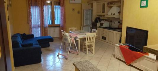 Gîte pour 4 personnes, avec jacuzzi et jardin à Orbassano