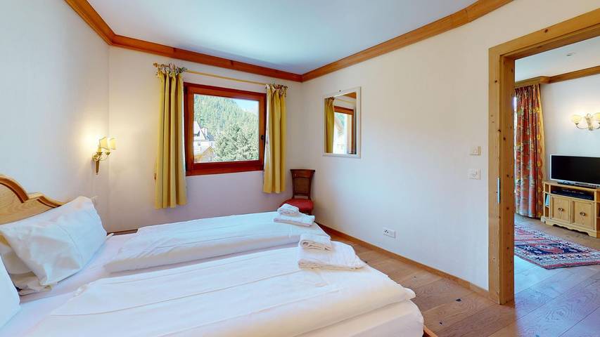 Ferienwohnung für 4 Personen, mit Balkon in Pontresina - 2