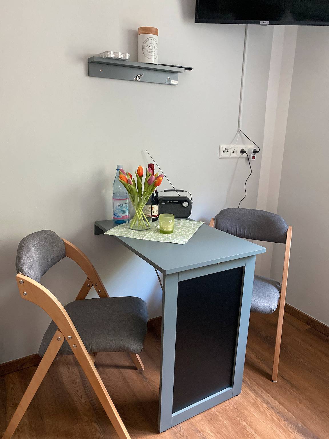 Studio entier, Appartement 'Zum Kölpiensee' avec terrasse partagée, jardin commun et Wi-Fi in Kölpinsee, Loddin