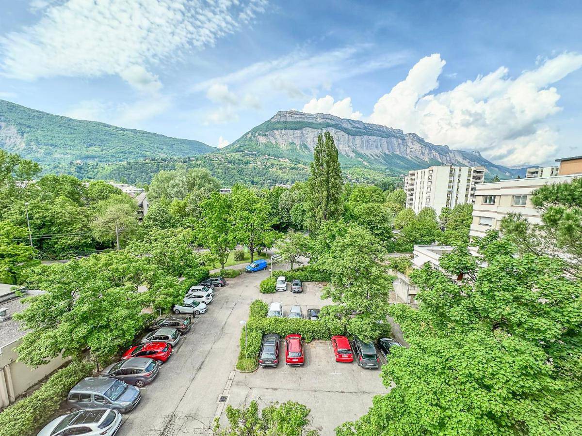 Appartement entier, One-Bedroom Apartment in Meylan, Isère