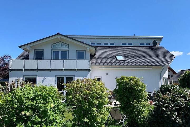 Ferienwohnung für 4 Personen, mit Terrasse und Garten in Lauenförde