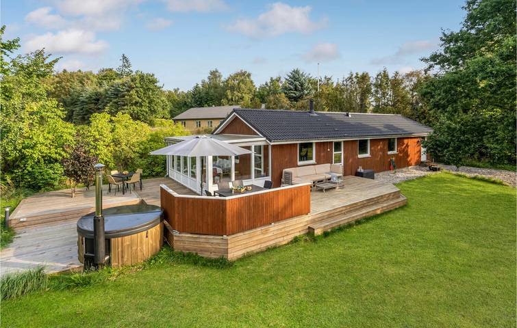 Feriehus for 8 personer, med Terrasse i Randers