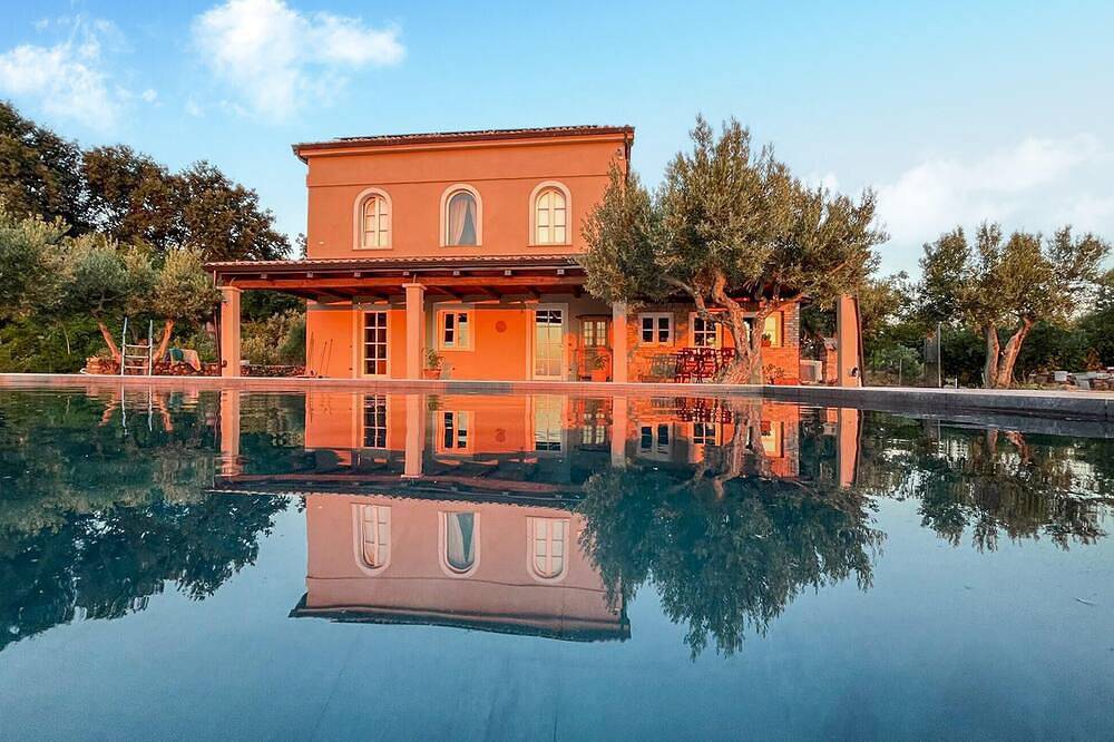 Splendida casa con 4 camere da letto a. in Satriano, Provincia di Catanzaro