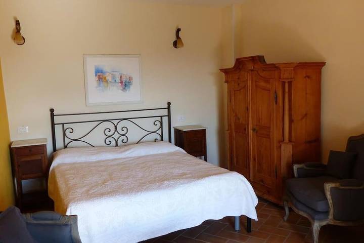Gîte pour 4 personnes, avec Balcon et Terrasse ainsi que Jardin et Vue à Collevecchio - 4