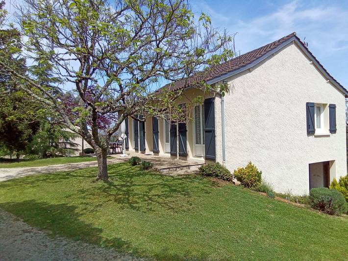 Gîte pour 4 personnes, avec terrasse et jardin, animaux acceptés - 1