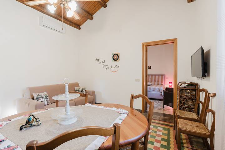 Holiday Home 'Da Giovanni A Custonaci' with Balcony, Wi-Fi and Air Conditioning in Custonaci, Trapani Province