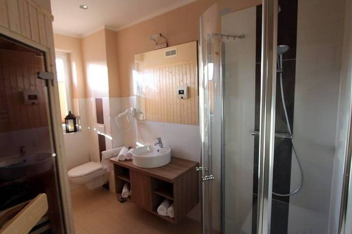 Bauernhof für 4 Personen, mit Pool und Garten sowie Terrasse und Sauna, mit Haustier in Göhren-Lebbin - 4