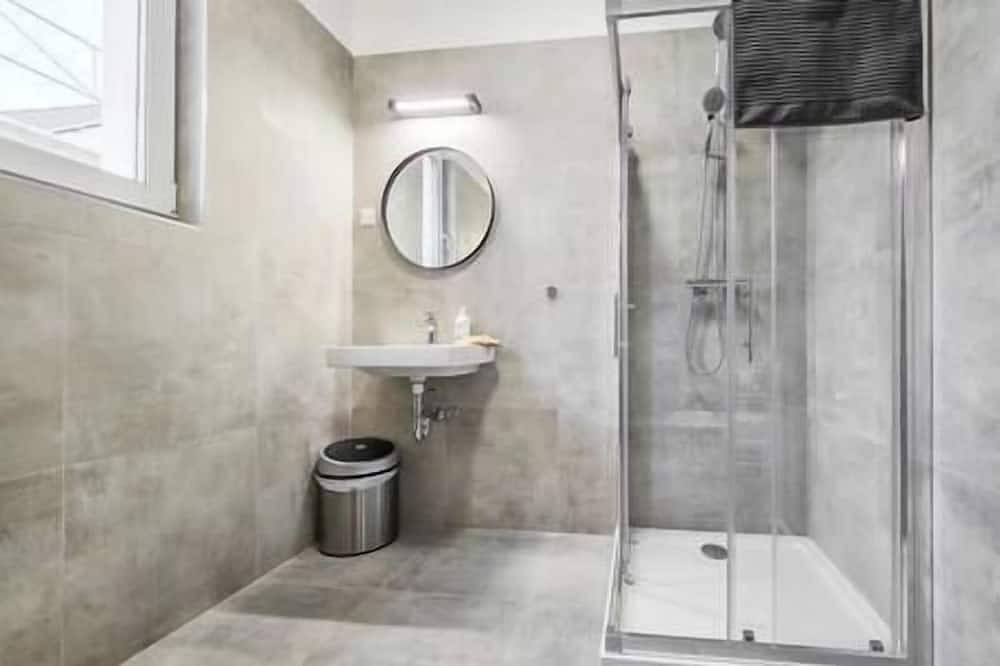 Ganze Wohnung, Imct - Pp Home Apartment near Budapest in Großturwall, Érdi járás