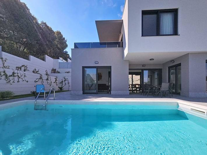 Villa pour 6 personnes, avec balcon à Splitska - 2
