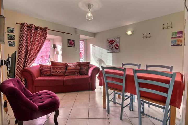 Gîte pour 4 personnes, avec jardin ainsi que piscine et terrasse à Plumelec - 4