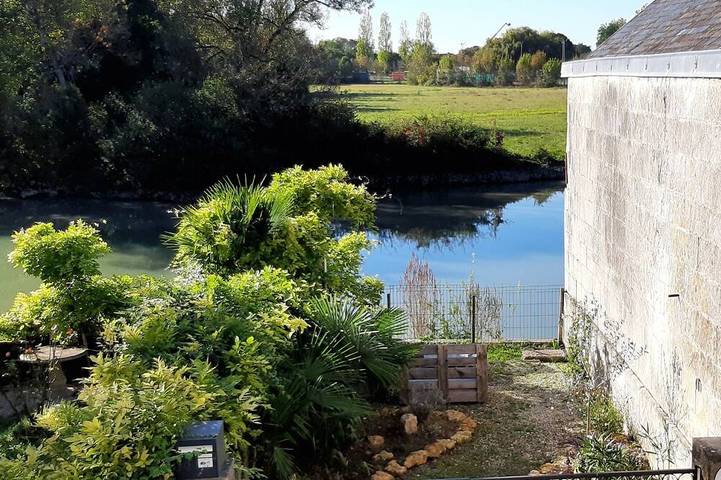 Location de vacances pour 6 personnes à Saint-Savinien