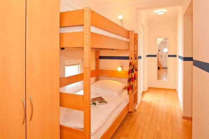 Hausboot für 6 Personen, mit Balkon, mit Haustier am Greifswalder Bodden - 4