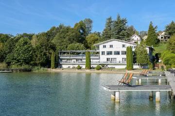 Hôtel pour 2 personnes, avec balcon et vue sur le lac ainsi que vue et jardin dans Nances