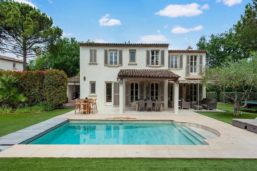 Villa in Gassin near Saint Tropez Beaches in Gassin, Mediterranean Coast (France)