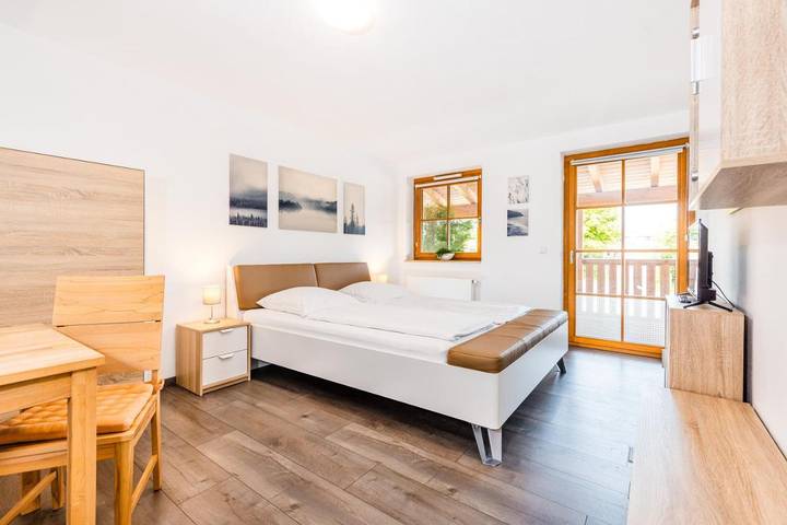 Chambre d’hôte pour 4 personnes, avec Balcon et Vue à Herrenberg