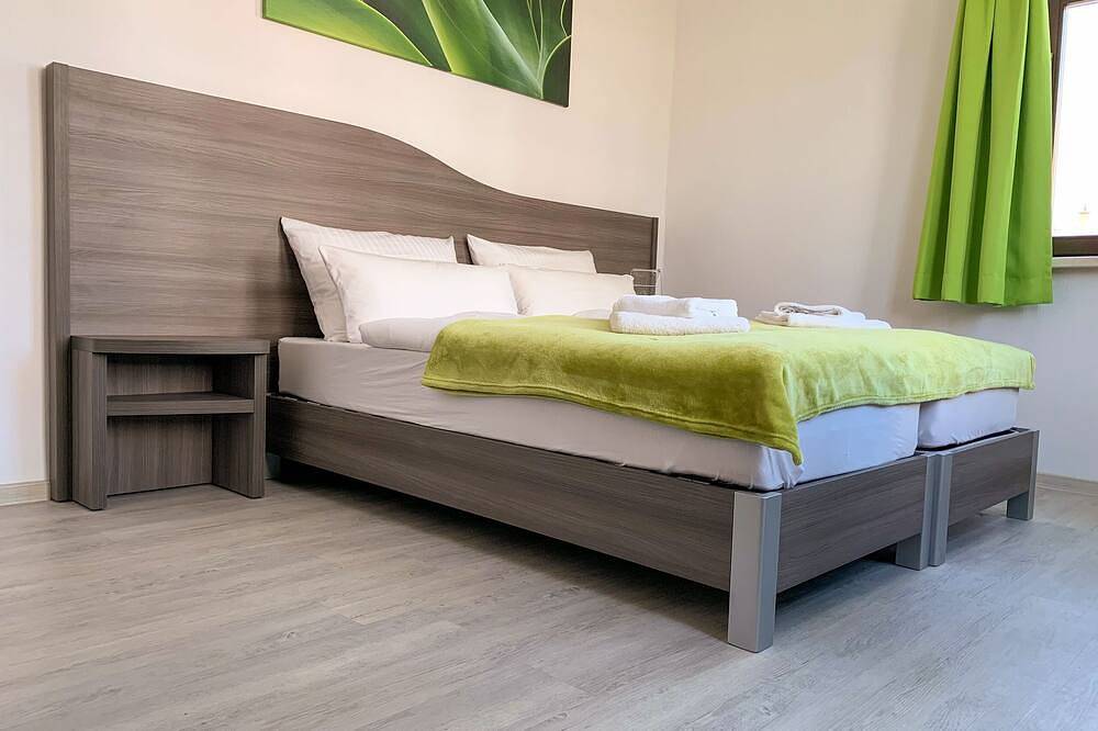 Ganze Wohnung, Apartment 02 – Doppelzimmer in Stadtlengsfeld, Wartburg und Umgebung
