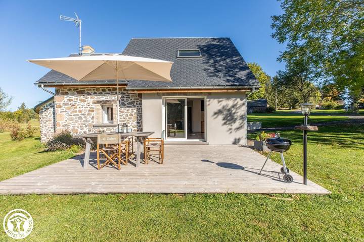 Gîte pour 2 personnes, avec Terrasse ainsi que Jardin et Vue