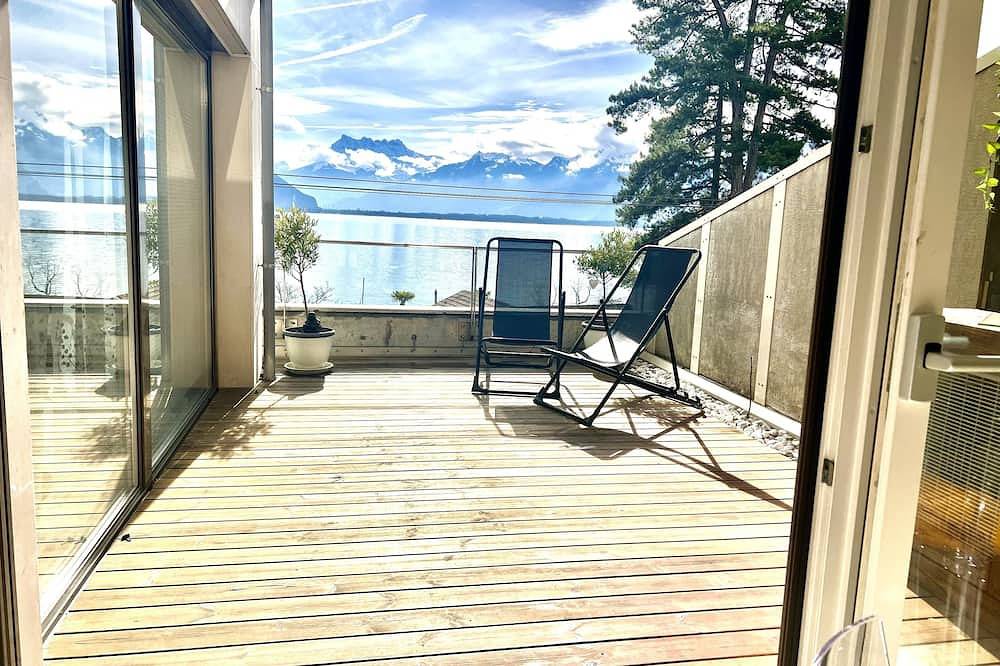 Ganze Wohnung, Ideal Lakeside Retreat: 2-bedroom Spa ap. With Lake View, Centre, Sleeps 1-4 in Montreux, Genfer See