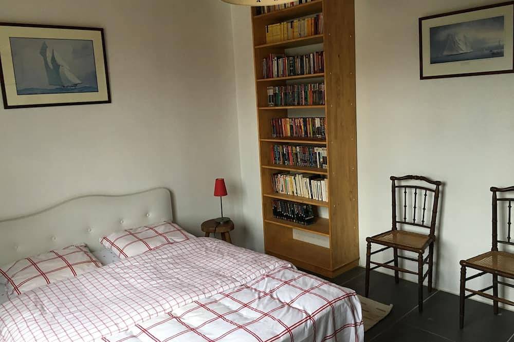 Entire apartment, Quiet, sea view - 1st floor detached villa with garden - 150 m beach in Barbâtre, Noirmoutier