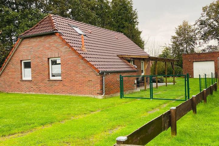 Ferienhaus für 3 Personen, mit Garten in Halbemond
