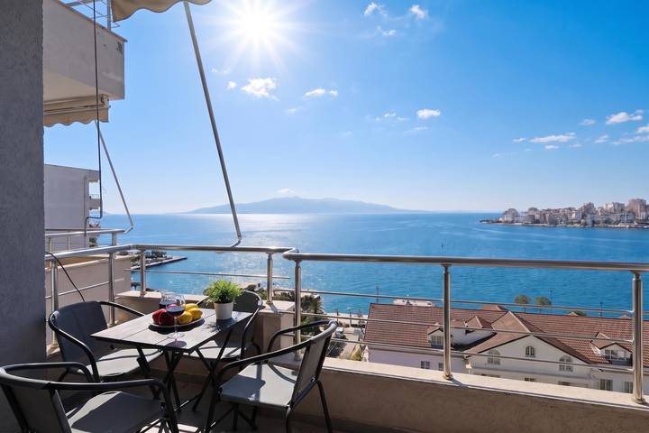 Ferienwohnung für 4 Personen, mit Balkon und Kinderpool sowie Meerblick, kinderfreundlich - 1