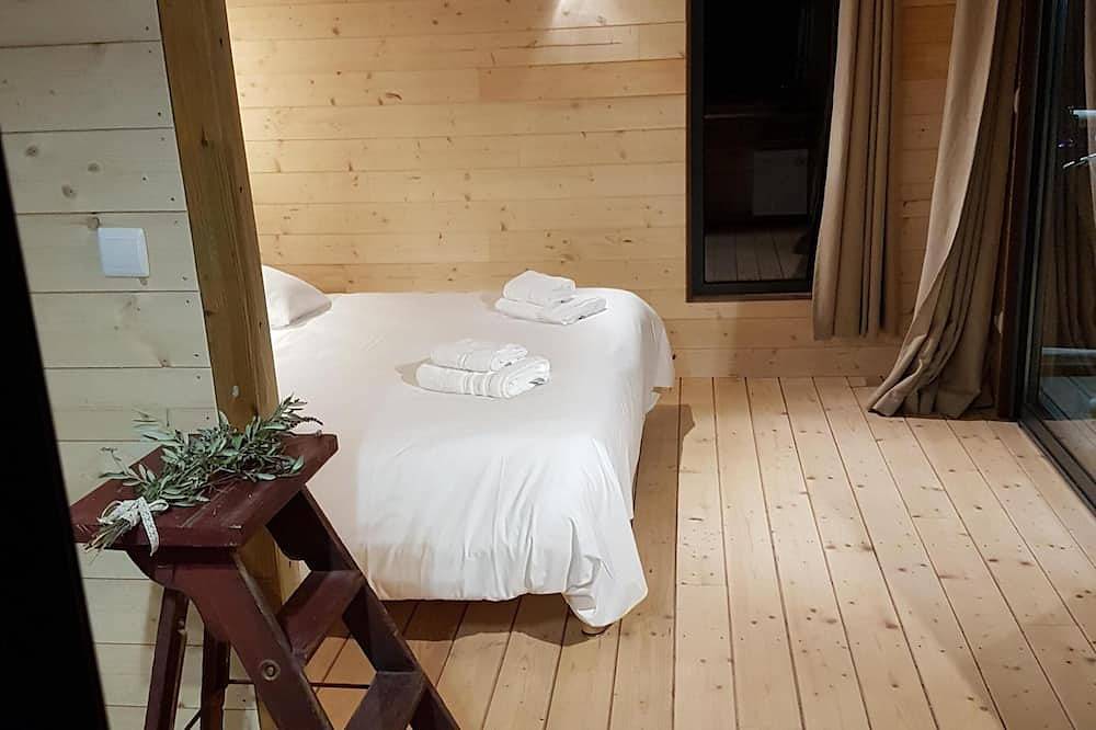 Cabane  Dans Un Arbre  \"7éme ciel\" in Réauville, Région de nyons