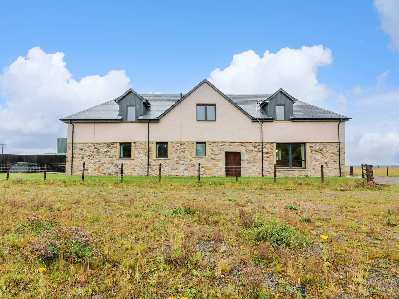 Cottage for 8 People in Lowlands, North Lanarkshire