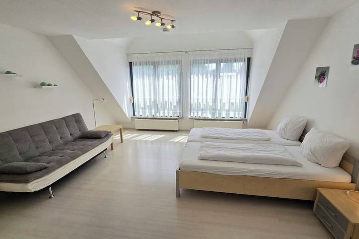 Ferienwohnung für 6 Personen, mit Balkon in Fürth - 2