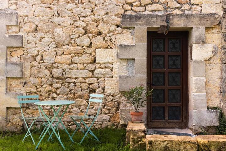Location de vacances pour 10 personnes, avec jardin et vue, animaux acceptés à Saint-Christophe-des-Bardes - 2