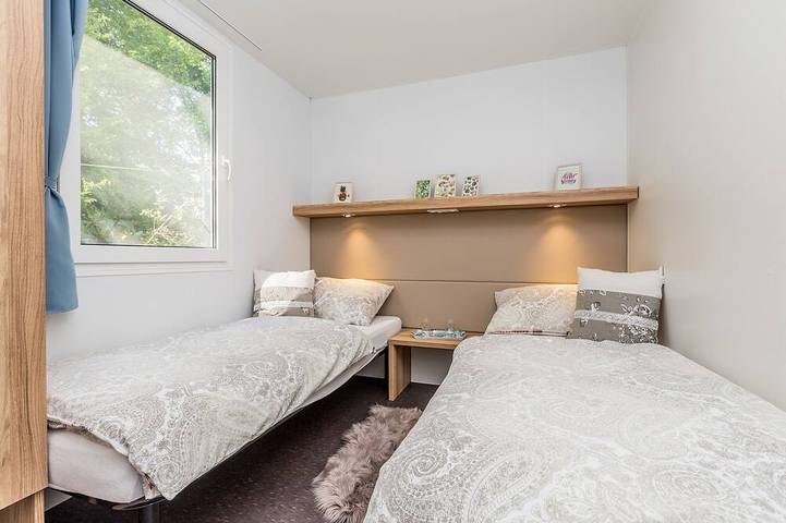 Bungalow für 4 Personen, mit Garten und Pool sowie Balkon auf Krk - 3