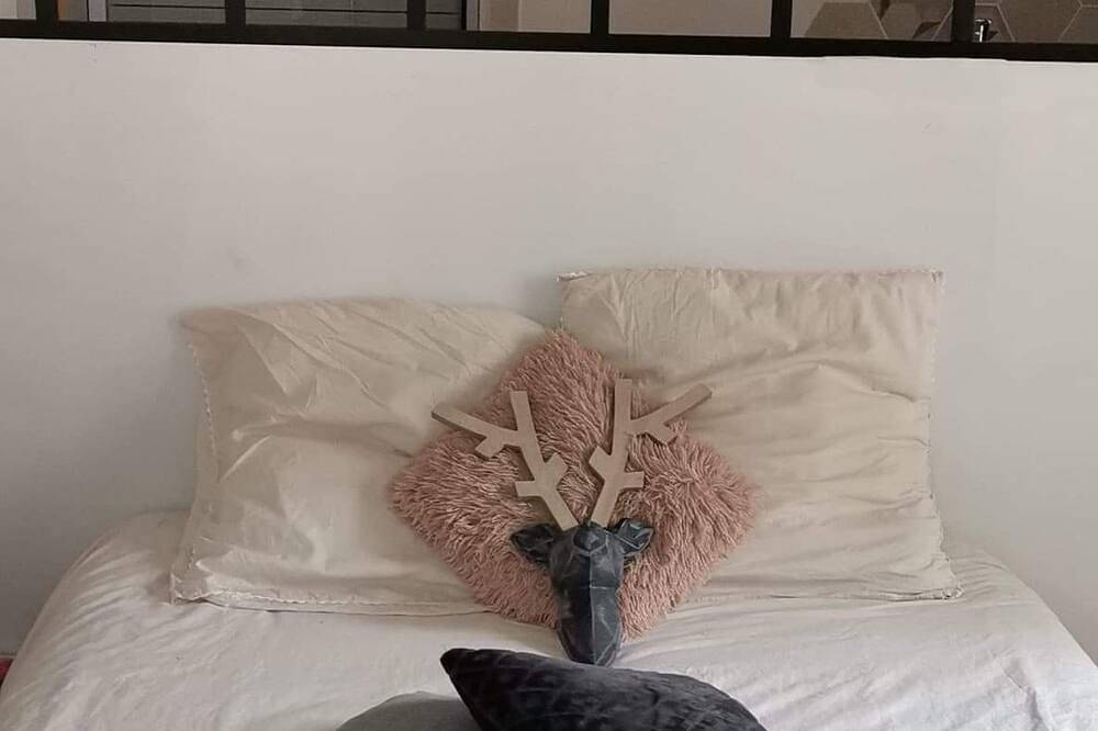 Large room with terrace and view including breakfast close to the spa in Vals-les-Bains, Parc naturel régional des Monts d'Ardèche