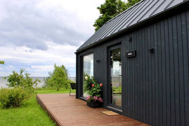 Feriehus for 4 personer, med Terrasse og Hage i tillegg til Utsikt i Latvia