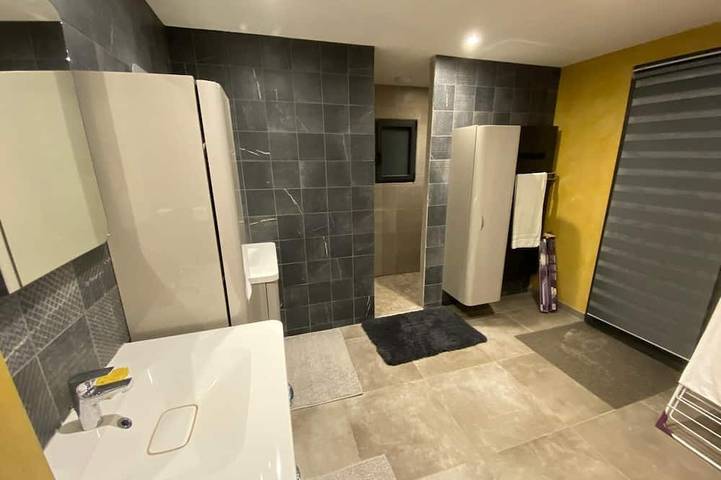 Location de vacances pour 7 personnes, avec piscine à Espédaillac - 4