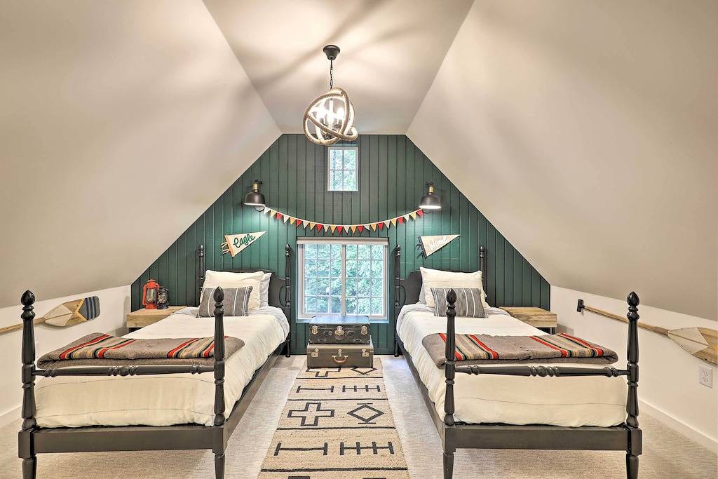 Log Cabin for 7 People in Jaffrey, New Hampshire