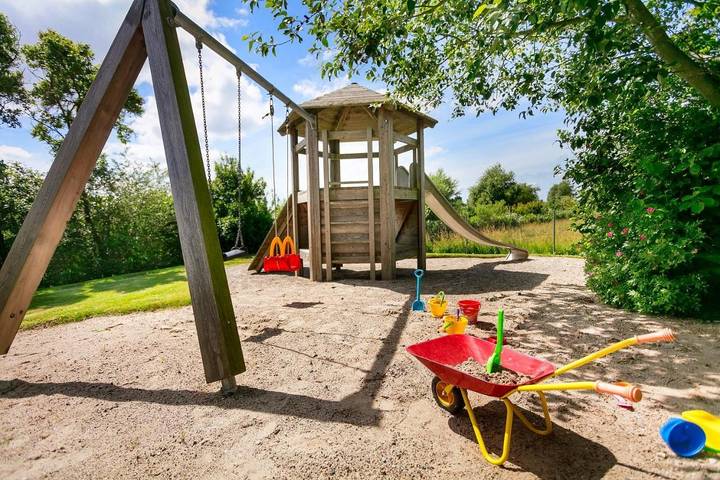 Hotel für 3 Personen, mit Sauna und Garten sowie Seeblick und Ausblick, kinderfreundlich in Sagard - 2