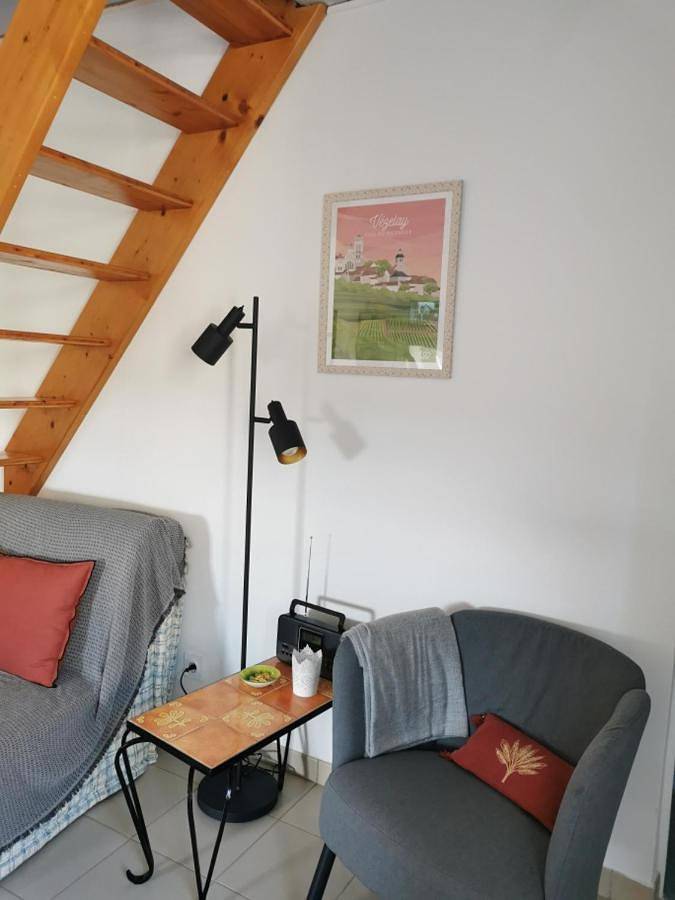 One-Bedroom House in Quarré-les-Tombes, Parc naturel régional du Morvan