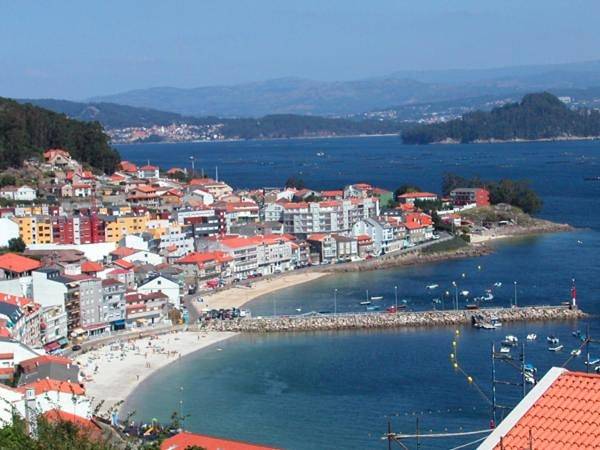 Apartamentos Xulia in Praia da Granxa (Sanxenxo), Poyo