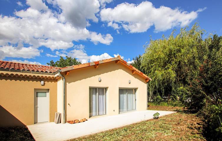 Location de vacances pour 8 personnes, avec terrasse et jardin, animaux acceptés à Die - 2