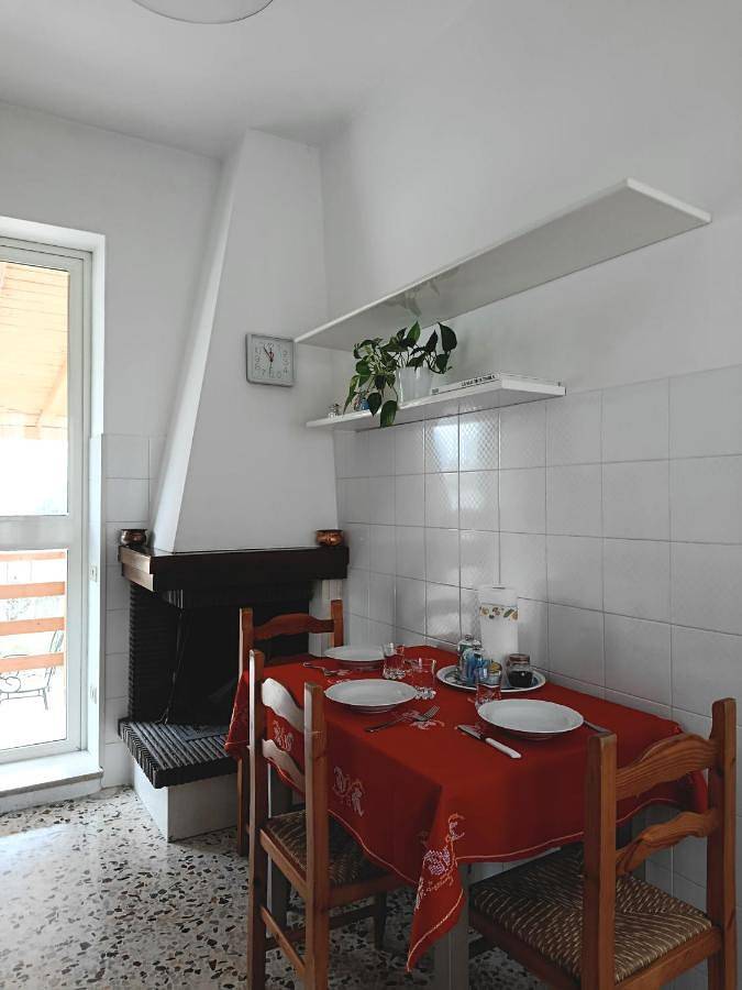 Gîte pour 4 personnes, avec jardin à Vittorito