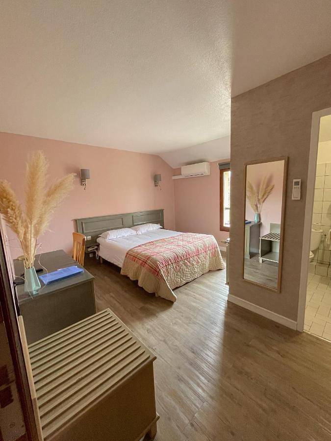 Hôtel pour 4 personnes, avec sauna et jardin ainsi que jacuzzi et piscine