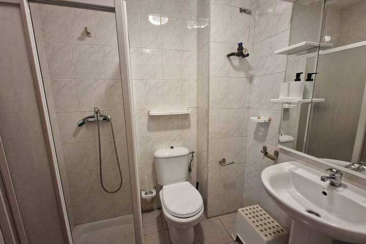 Gîte pour 8 personnes, avec piscine et jardin à Gijón - 4