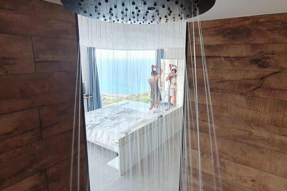 Mini Villa 2/4 personnes  Calme - Charme - Vue Mer - Piscine Chauffee - Jacuzzi in Conca, Arrondissement de Sartène